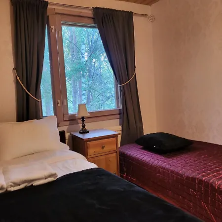 Проживание в семье Noora Пори