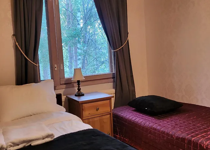 ホームステイ Noora ポリ